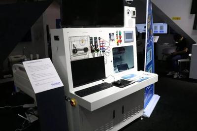 牛！哈工大机器人集团60余款机器人亮相世界机器人大会 教育服务领域引瞩目